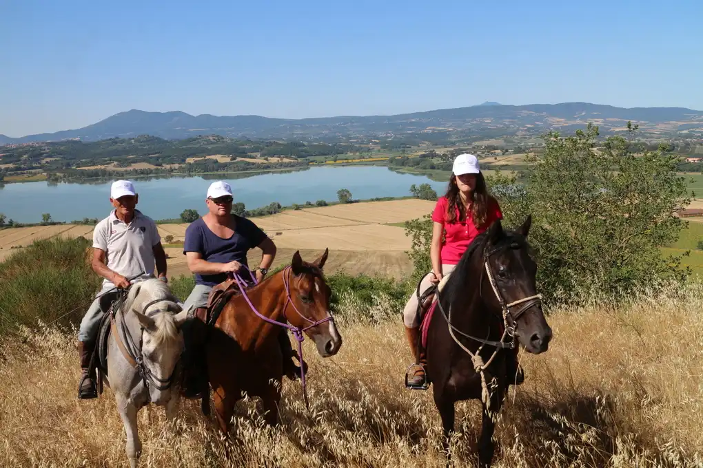 Toscana trekking cavallo