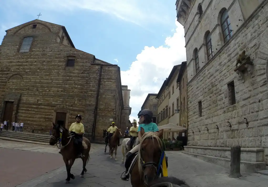 Trekking cavallo toscana